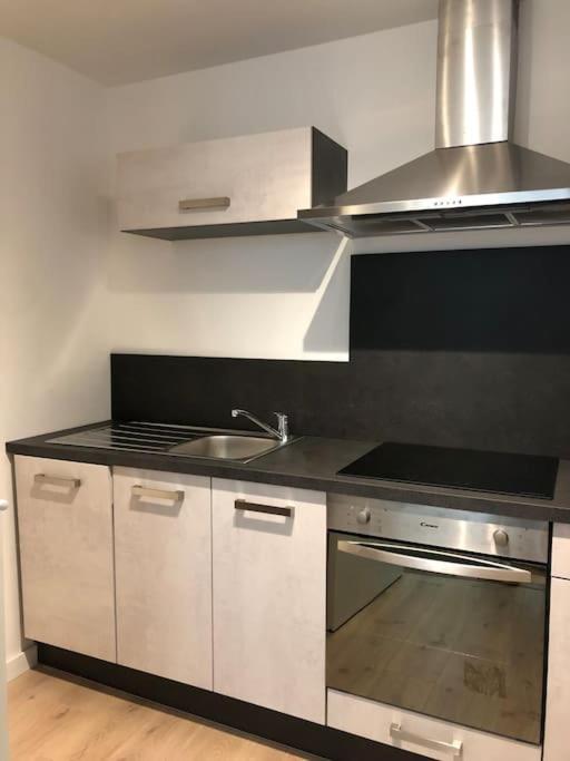 Appartement Moderne & Lumineux 40M2 Centre Luxeuil Exterior photo